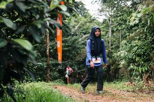 BIB: 
                            <button type="button" onclick="openModal(26424992)" class="btn btn-primary btn-sm float-right btn-popup" data-toggle="modal" data-target=".modal-high-quality">
                        <i class="fas fa-shopping-cart"></i> Add to Cart
                    </button>
                                            <button type="button" onclick="isThisMe(26424992, true)" class="btn btn-success btn-sm float-right btn-popup btn-isme hidden" data-toggle="tooltip" data-placement="bottom" title="นี่คือรูปของคุณใช่ไหม คลิกที่นี่เพื่อเอาเข้าอัลบั้ม">
                        <i class="fas fa-plus"></i> Add to album
                    </button>
                    <button type="button" onclick="isThisMe(26424992, false)" class="btn btn-warning btn-sm float-right btn-popup btn-isnotme hidden">
                        <i class="fas fa-ban"></i> Remove from album
                    </button>